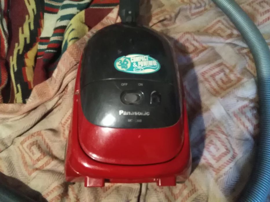 Пылесос в рабочем состоянии.