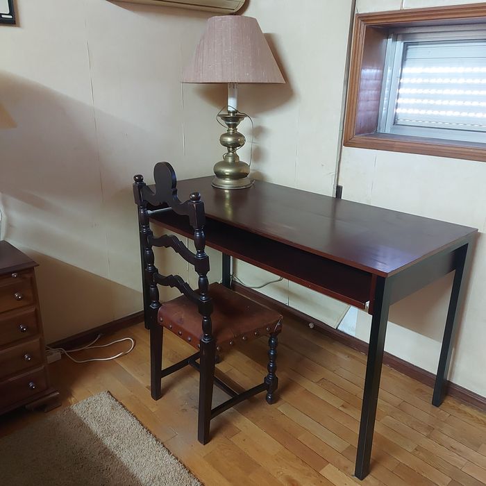 PECHINCHA, URGENTE, VENDA RÁPIDA: Quarto de solteiro completo (madeira maciça mogno) e muitos extras