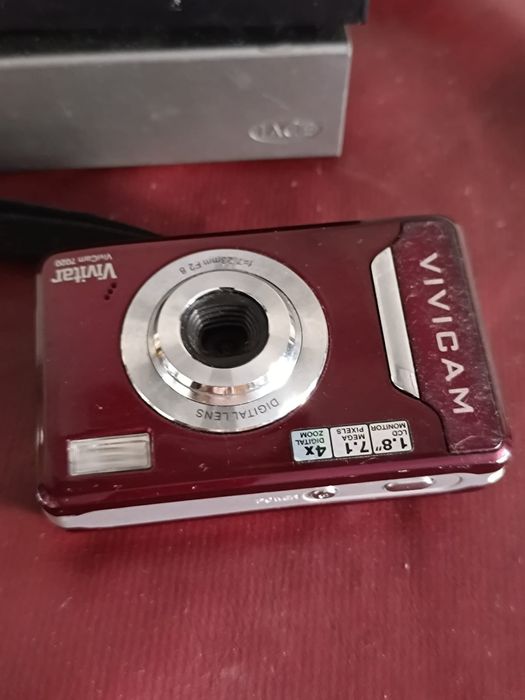 2 Discos Externos + 2 máquinas fotográficas digitais