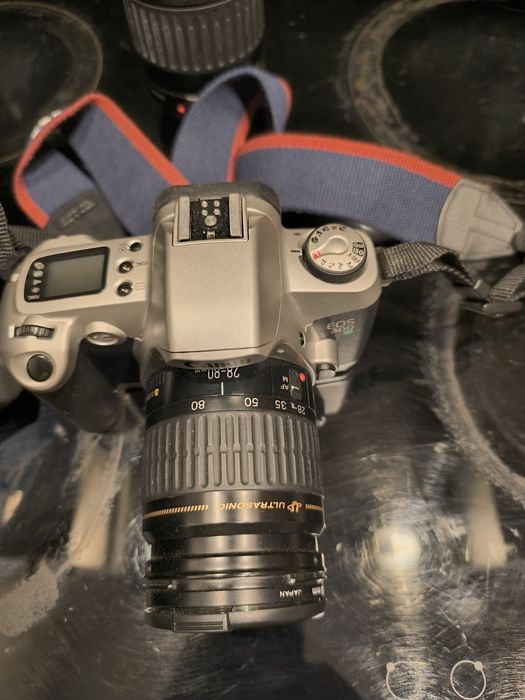 Máquina fotográfica Canon EOS 500 N