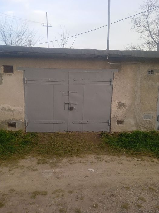 Здається у оренду гараж