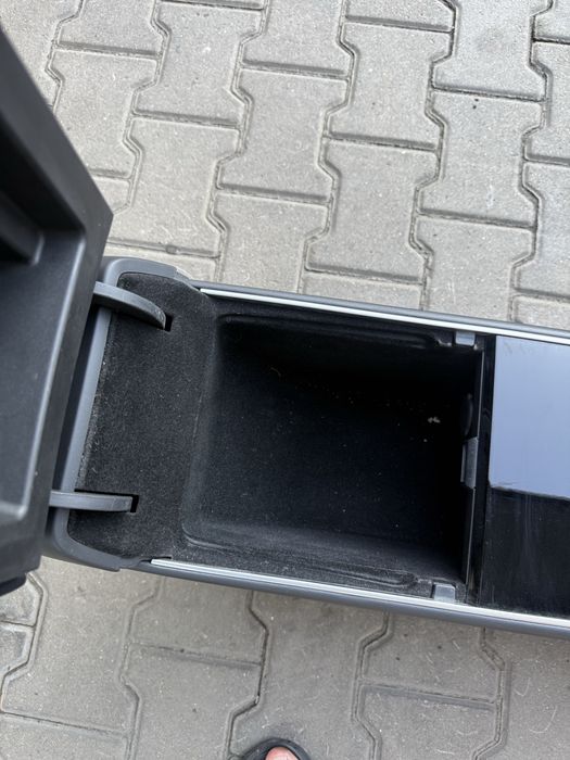 Консоль торпеда для tesla y tesla3