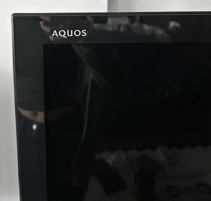 Televisão Sharp Aquos 46 Full HD LC-46LU705E