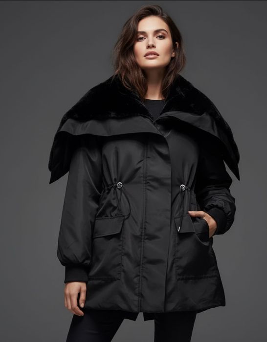 Шикарна куртка, для любителів чогось цікавого. M/L. 1800грн!!!
