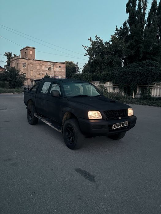 Mitsubishi L 200, 2003