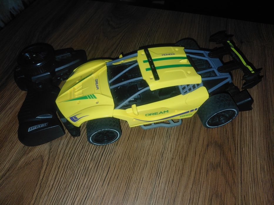 Машина на пульті управління