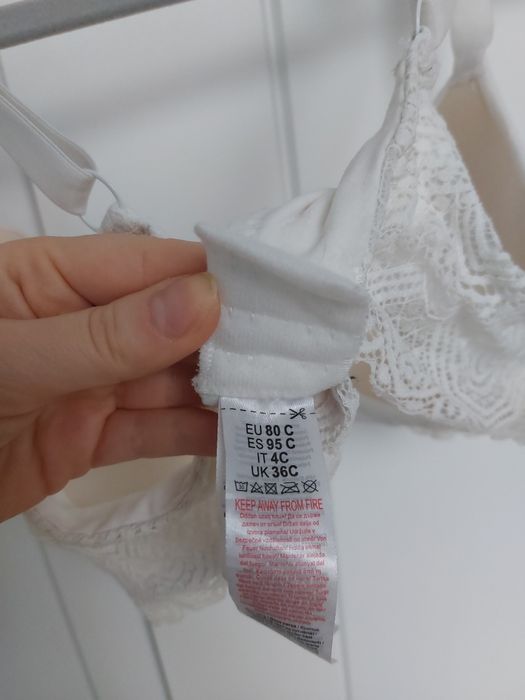 Biały biustonosz 80C