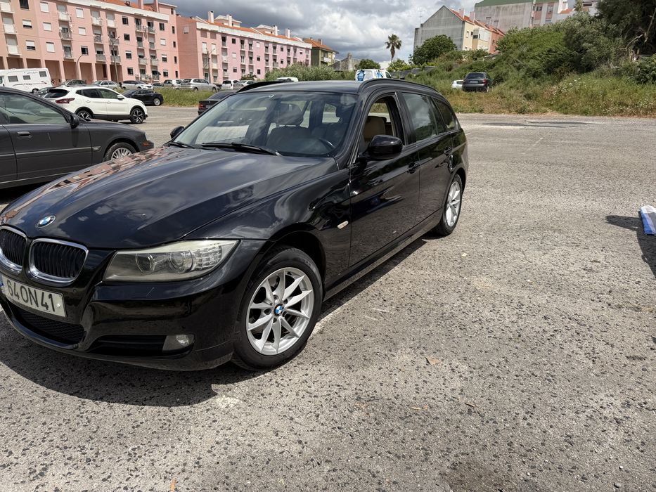 BMW 320 ano 2010
