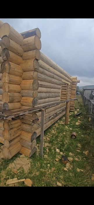 Продаю дерев'яну конструкцію зруб