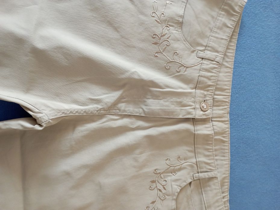 Spodnie letnie damskie rozm.44/46 ; pas88 cm