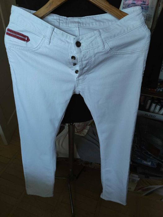 Джинсы Unlimited jeans Италия w31 stretch white.