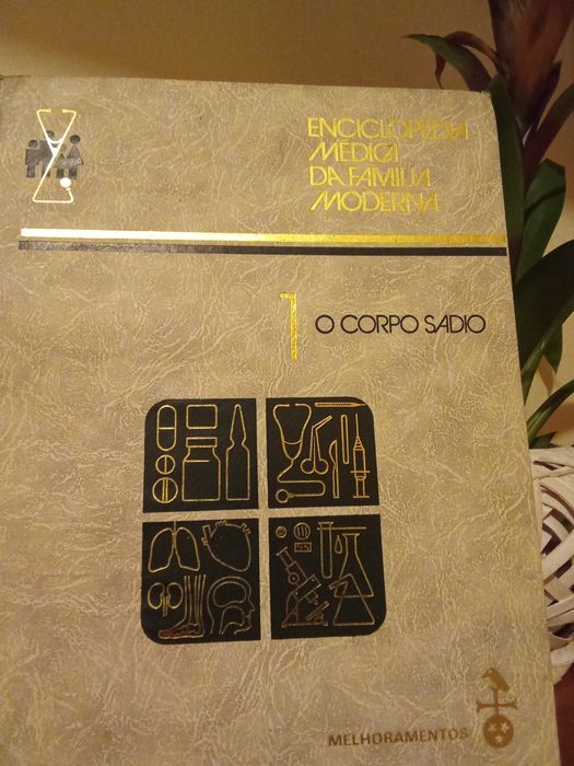 Títulos variados
