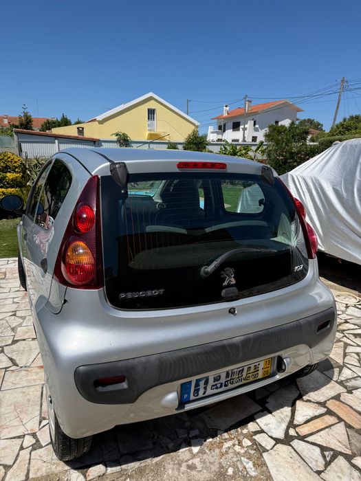 Carro Peugeot 107