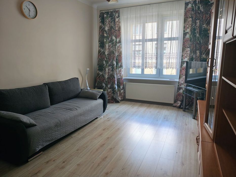 Wynajmę dwupokojowe mieszkanie 10 minut od centrum miasta