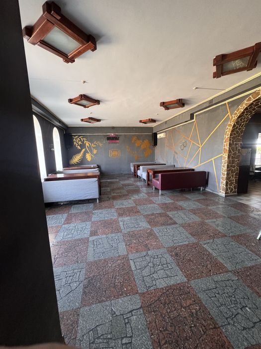 приміщення з ремонтом  в центрі міста під ресторан,магазин,тц