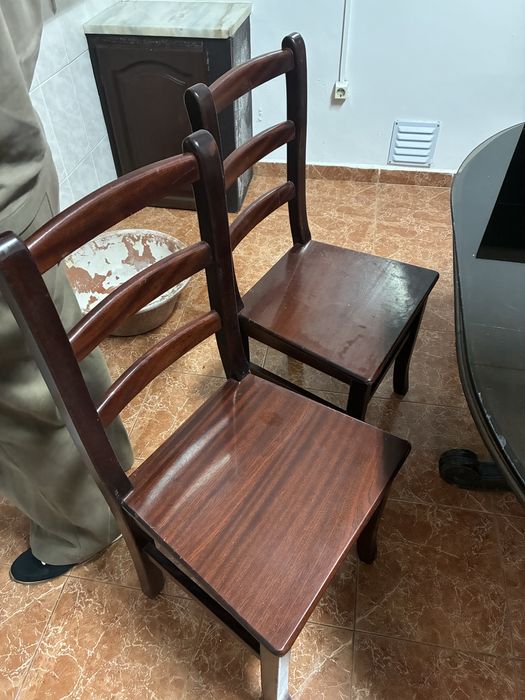 Mesa pé de galo extensivel com 6 cadeiras