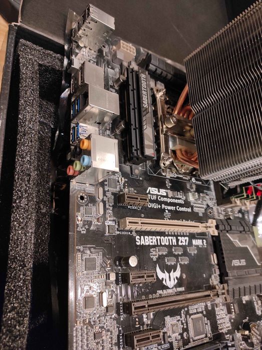 Zestaw płyta główna, procesor i7 4790k, ddr3, riser