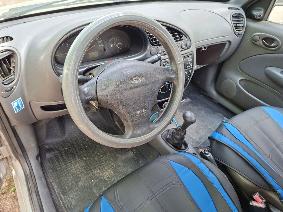 Vendo Ford fiesta Boss 1.8 TD