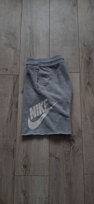 Шорти nike big swoosh
