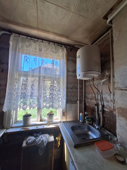Продаю кімнату в комунальній квартирі по вулиця Мазепи.