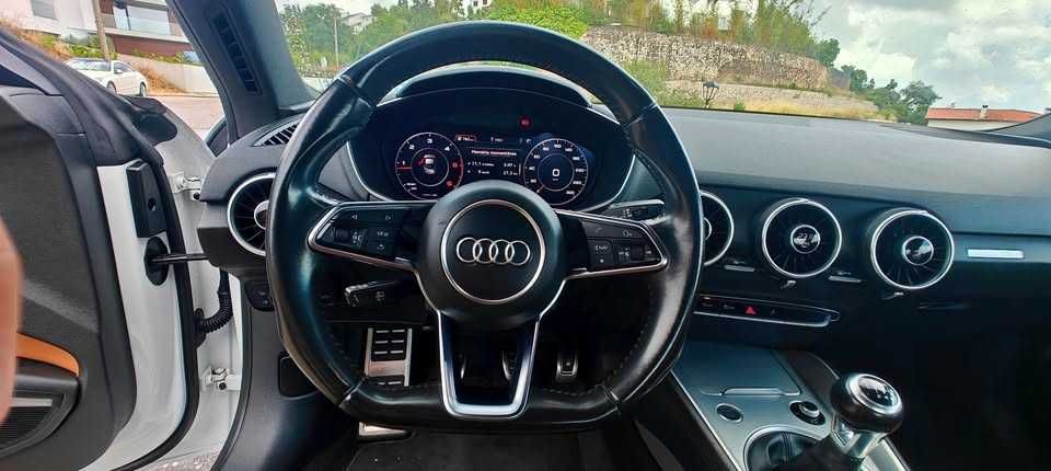 Audi TT Coupé 2.0 TDI