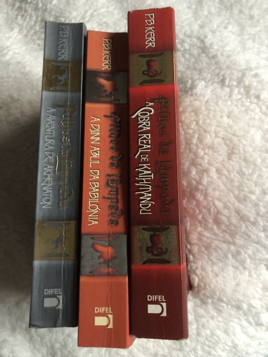 Filhos da Lâmpada de P. B. Kerr livros