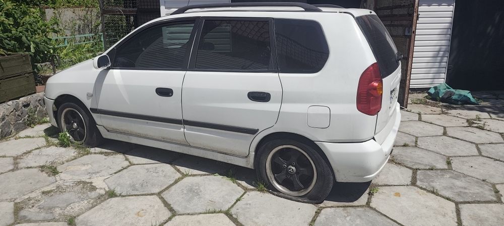 Mitsubishi space star 1.6 описание