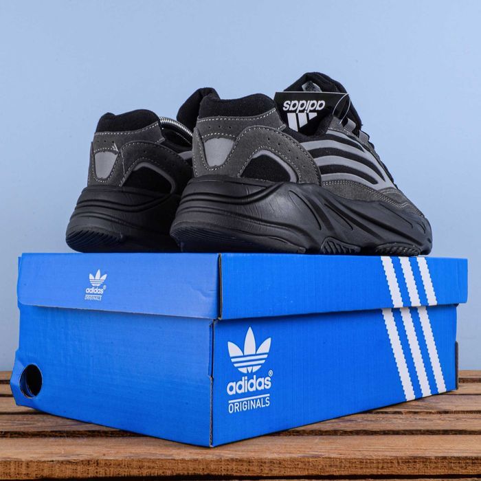 (1919) Чоловічі Кросівки Adidas Yeezy boost 700 (41-46) адідас