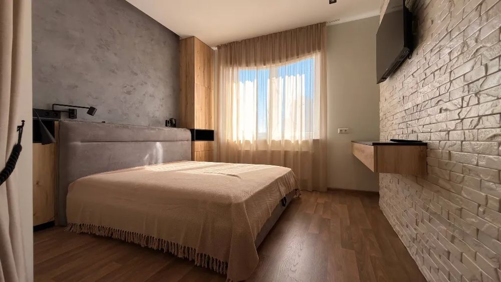 Продам 4-кімнатну квартиру, Центр (Кіровський), ЖК Кіровський
