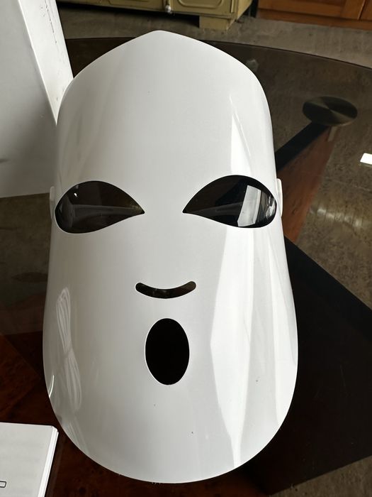 Маска для обличчя\ світлова маска LED Light Therapy Mask Reakoo