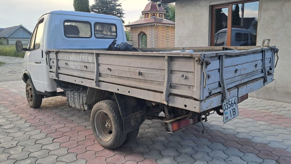 продам газель бортову находу
