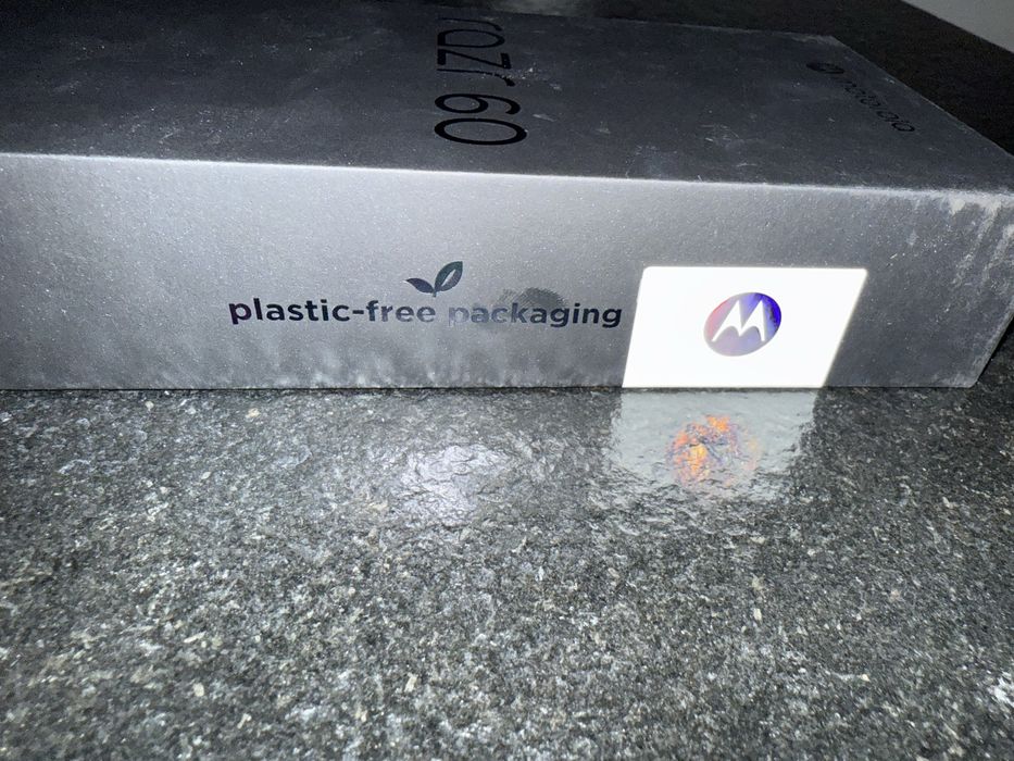 Motorola razr 60 Gibraltar Sea