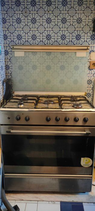 Fogão e forno a gás Meireles