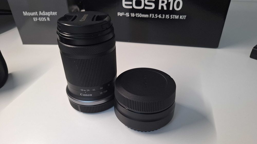 Canon EOS R10 + RF-S 18-150mm + akcesoria