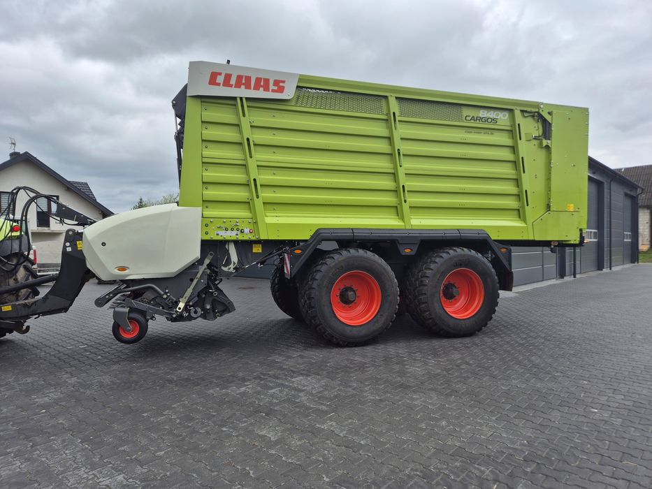 Przyczepa samozbierająca Claas Cargos 8400 rok 2017