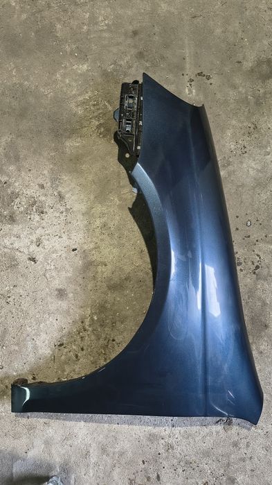 Błotnik przód lewy VW Golf V 5 kombi oryginał