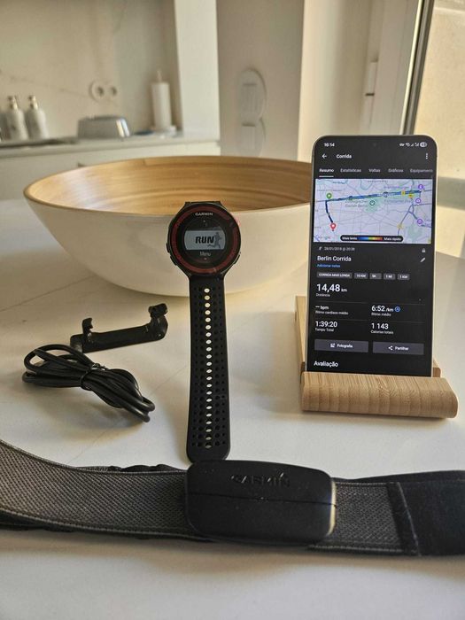 Relógio corrida Garmin Forerunner 220 + Banda monitor ritmo cardíaco