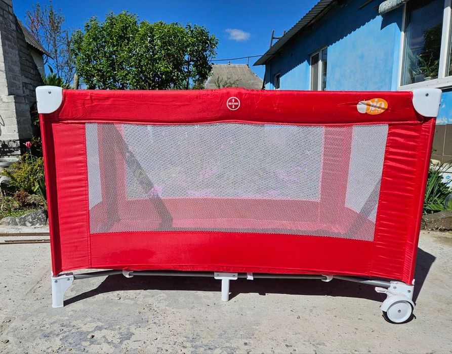 Манеж дитячий б/у