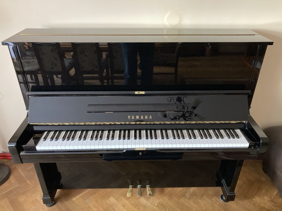 Pianino Yamaha U2