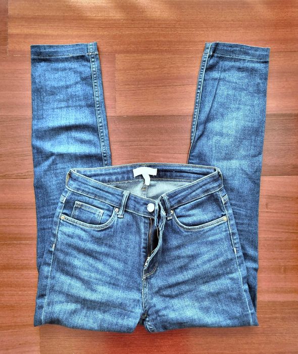 Calças justas de ganga escura H&M, tamanho 34