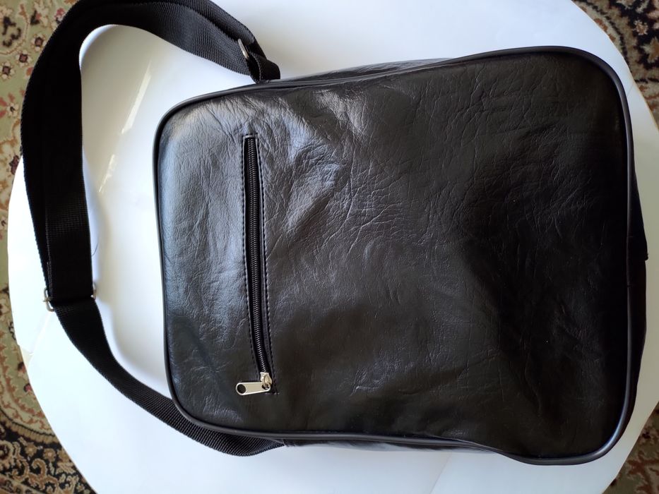 Black wallet bag64751023954946120