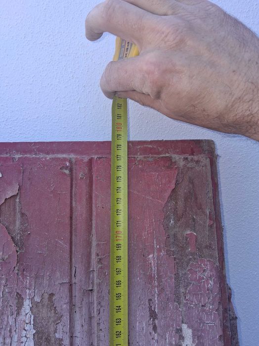 Portas de madeira antigas zona oeste