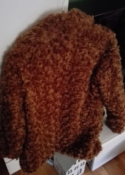 Sztuczne futerko kurtka baranek Zara rozm S-M