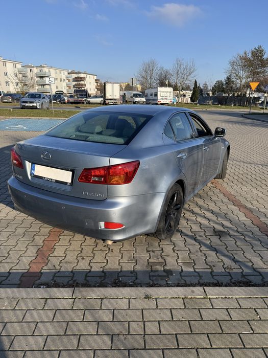 Lexus IS 220d z 2008 roku w wersji Prestige