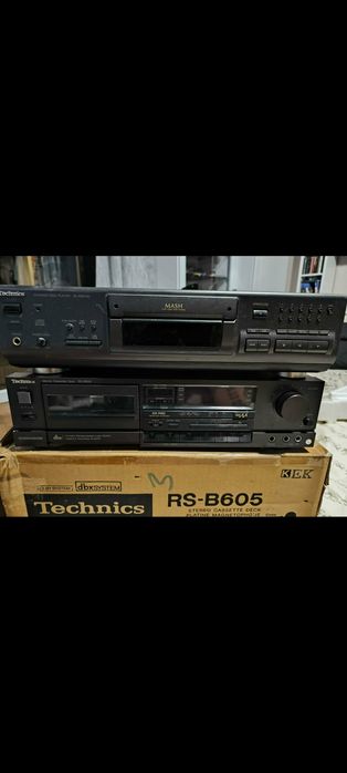 2 x techniks CD sprzedaje jako uszkodzone