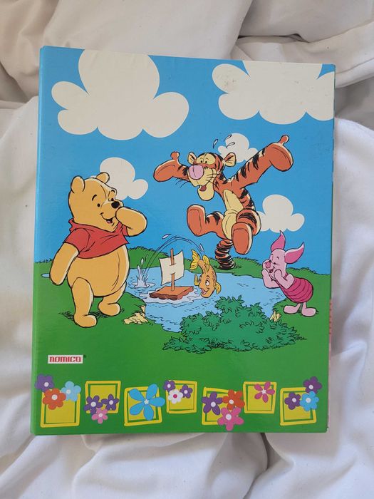 Segregator z Kubusiem Puchatkiem