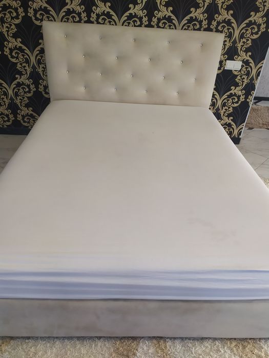 Продам ліжко 160*200