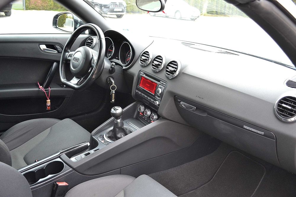Audi - TT Roadster 2.0 cm TDI , Quattro , super stan , klima ,  okazja !