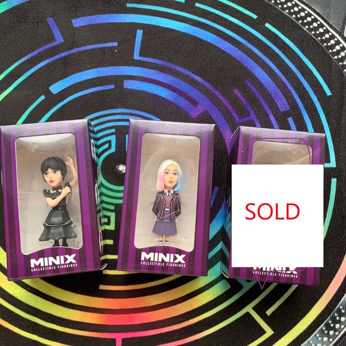 MINIX Netflix TV: Wednesday Bianca Enide фігурки постери плакати