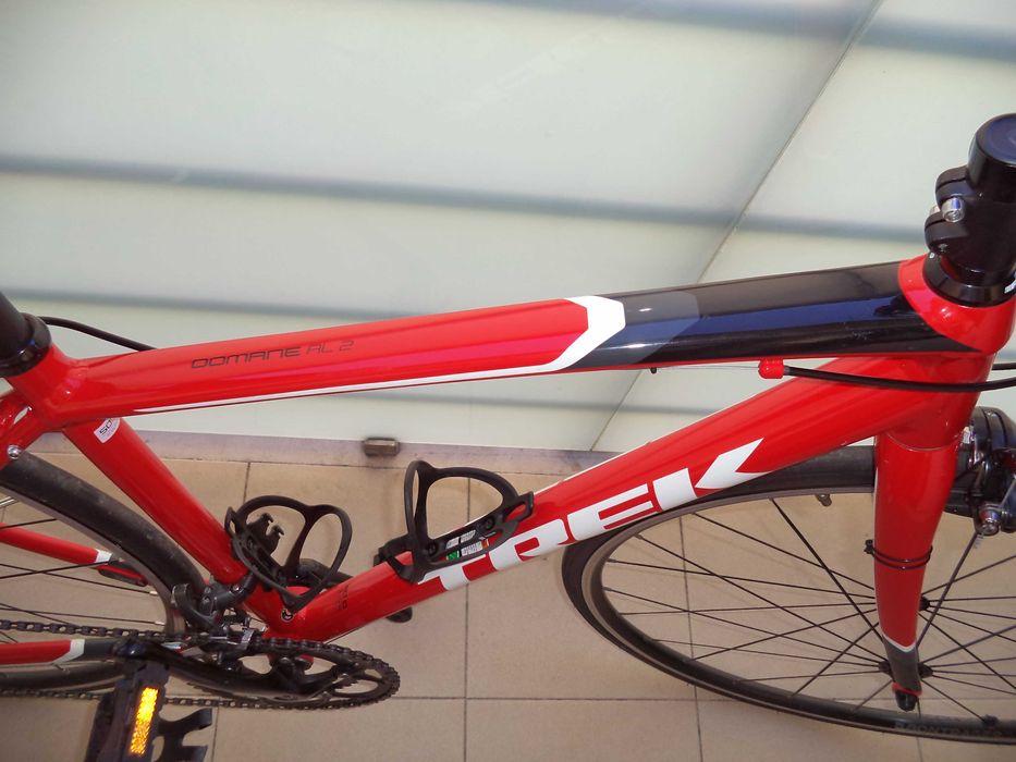 Bicicleta Trek Domane Al 2